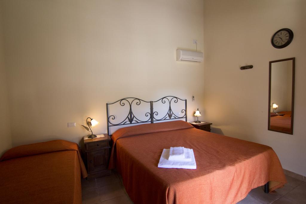 Agriturismo Sa Rocca Iglesias Ngoại thất bức ảnh