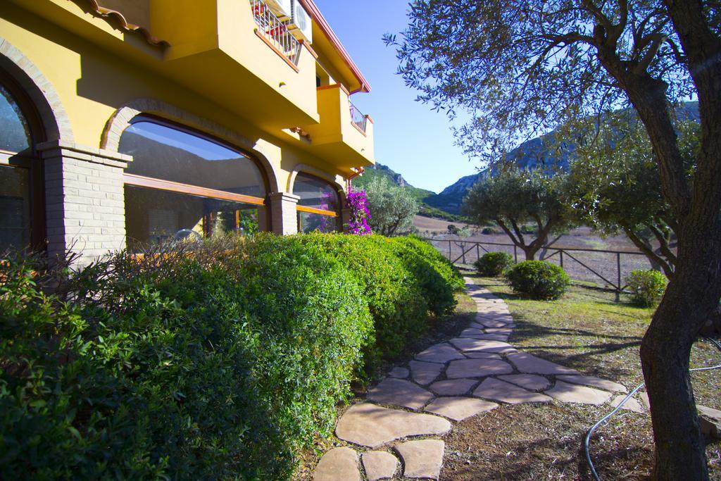 Agriturismo Sa Rocca Iglesias Ngoại thất bức ảnh